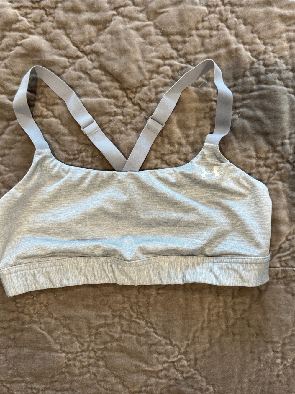 Under Armour Women's Light Gray Seamless Sports Bra Size M